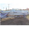 Image 13 : 2002 Glastron SX175 HIN US-GLA30230J102 & trailer (VIN unknown) (has key, does not run (cracked bloc