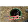 Image 2 : 2 pails with grease guns and bolt cutters