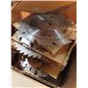 Image 3 : full box of saw blades