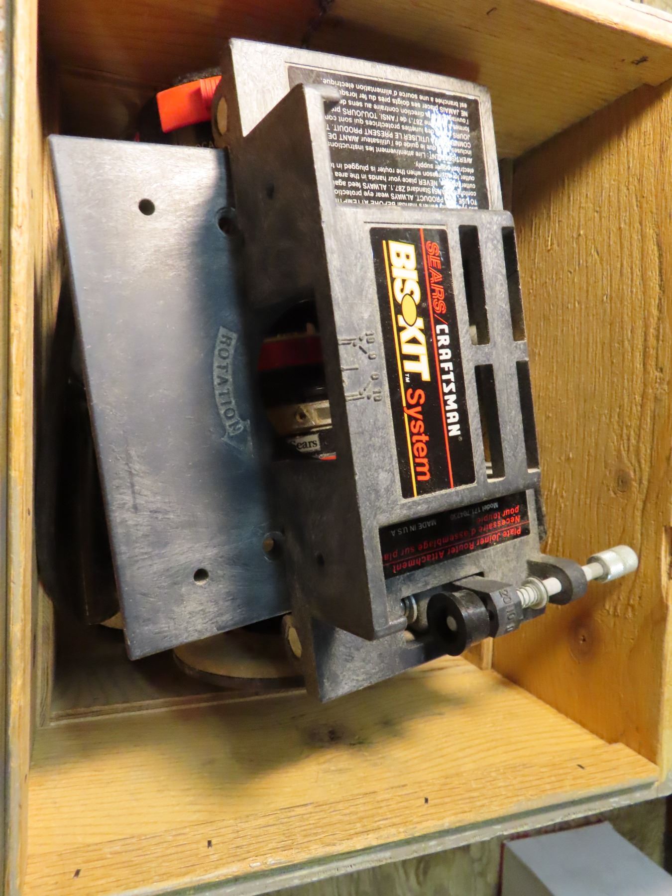 craftsman router kit and wooden case