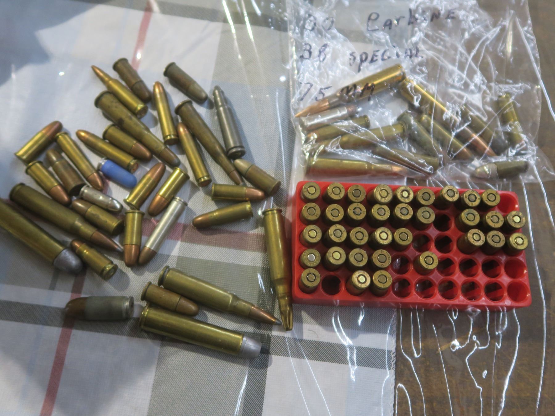 lot of assorted bullets - Schmalz Auctions