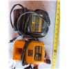 Image 2 : 2 dewalt chargers and work light
