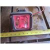 Image 2 : 2- 41/4 x 3 1/4 utility flood light