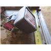 Image 3 : 2 -41/4 x 31/4 utility flood light