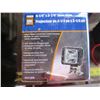 Image 4 : 2-  4 1/4 x 3 1/4 utility flood light