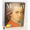 Image 1 : MOZART ILLUSTRATED HARDCOVER COFFEE TABLE BOOK
