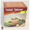 Image 1 : VINTAGE SALAD SPINNER IN BOX