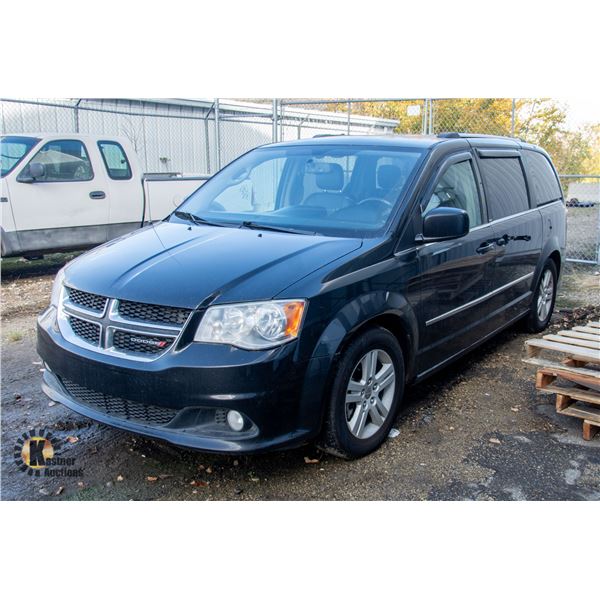 2013 DODGE CARAVAN