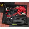 Image 1 : TOTE FULL OF RATCHET STRAPS, ROPE & TIES-ESTATE