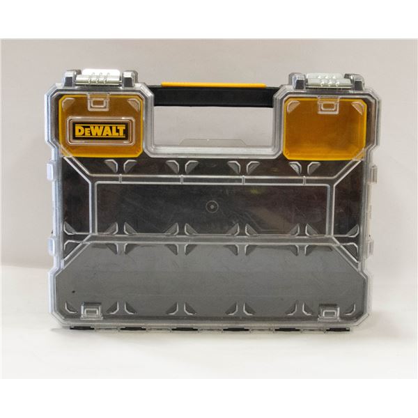 DEWALT PACKOUT CLEAR TOP