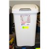 Image 1 : WHITE STERELITE TOUCH TOP 30LTR GARBAGE CAN