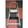 Image 1 : METAL STEP LADDER