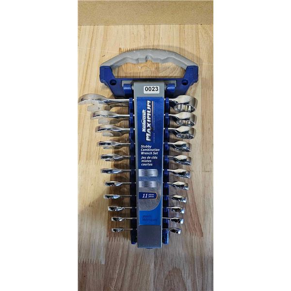 Lot of 1 Set of Mastercraft Stubby Combination Wrenches - METRIC