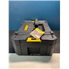 Image 4 : Lot of 1 Dewalt Tool Box - USED