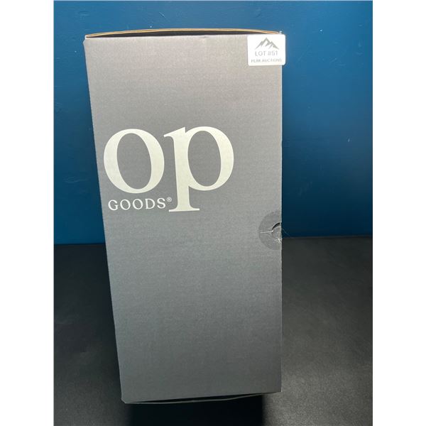 Lot of 1 Coop Home Good Queen Memory Foam Pillow