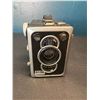 Image 1 : Lot of 1 Vintage Collectible Zeiss Ikon Box Camera - 1948/1956 Era - USED