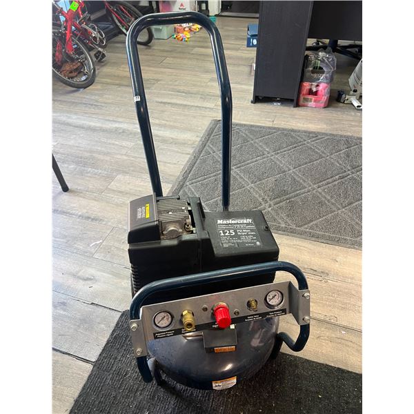 Lot of 1 Mastercraft 125PSI 2 Peak Horsepower Air Compressor - USED