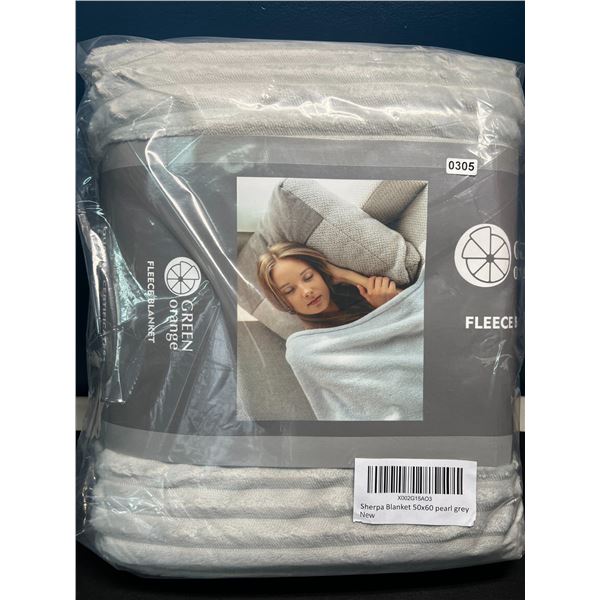 Lot of 1 Sherpa Fleece Blanket - Grey