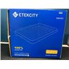 Image 1 : Lot of 1 Etekcity Queen Size Raised Inflatable Air Mattress/Air Bed