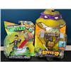 Image 1 : Lot of 2 Teenage Mutant Ninja Turtles Toys/Collectibles