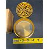 Image 5 : Lot of 1 Extra Large 4-Inch Metal MJ/Bud Grinder - Gold