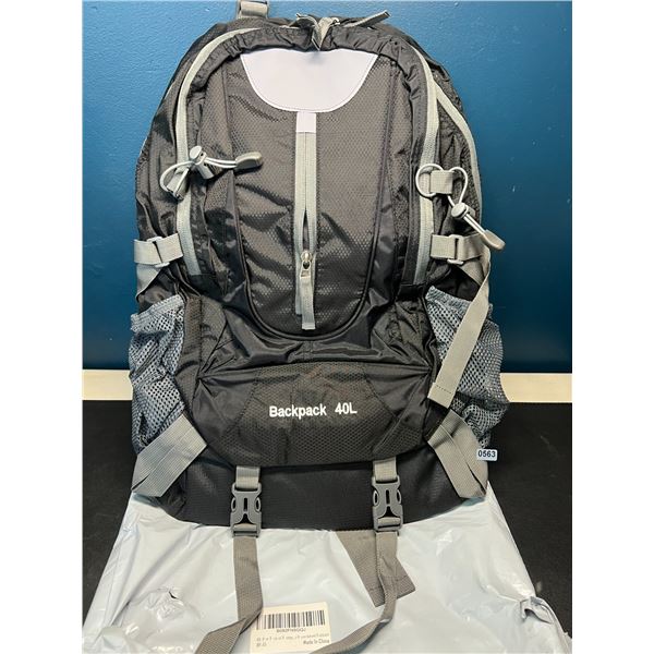 Lot of 1 40L Outdoor/Mountaineer Backpack for Hiking, Travelling, etc.