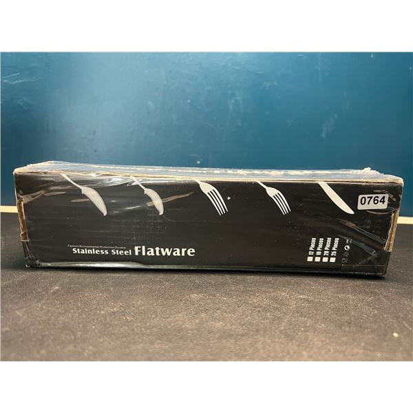 Lot of 1 Stainless Steel Flatware Kitchen Cutlery Set - 30 PCS