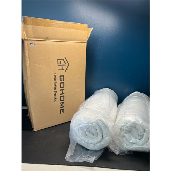 Lot of GoHome Sleeping/Bed Pillows - 2 Pack - King Size - White