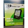 Image 1 : Lot of 1 Large LED Outdoor Work Light