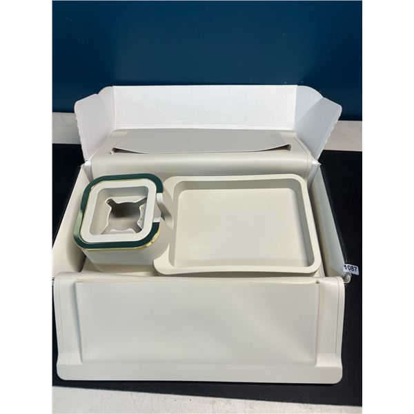 Lot of 1 Couch Cup Holder