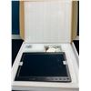 Image 2 : Lot of 1 LED Portable Monitor/Display