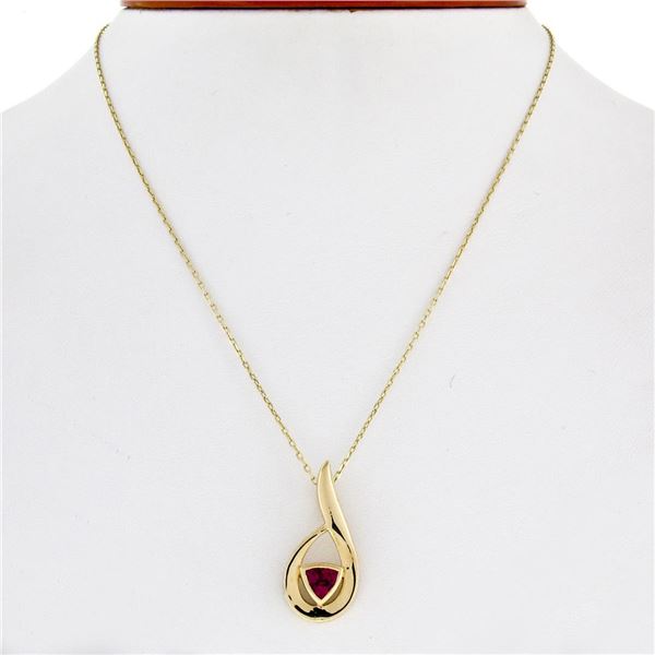 18K Yellow Gold .55 ctw Trillion Cut Tourmaline Solitaire Open Pendant & 16  Cha