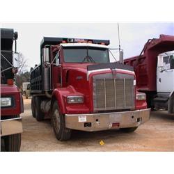 1995 KENWORTH T/A DUMP