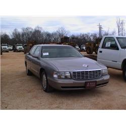 1997 CADILLAC DEVILLE SEDAN