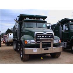 2004 MACK CV713 GRANITE TRI-AXLE DUMP