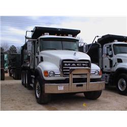 2004 MACK CV713 TRI-AXLE DUMP