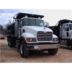 2005 MACK CV713 GRANITE T/A DUMP