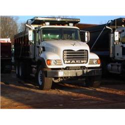 2004 MACK CV713 GRANITE T/A DUMP