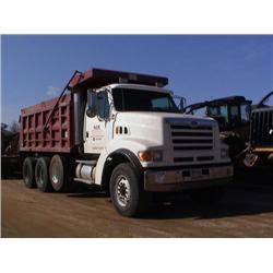 1998 FORD L9000 TRI-AXLE DUMP