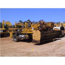 ETNYRE CHIP SPREADER