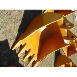 (UNUSED) 39" BUCKET TO FIT KOMATSU PC200-3-6