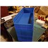 Image 1 : Lot(13) de Bac de plastique / Blue Plastic Bin 7"1/2 x 16"3/4 x 4"