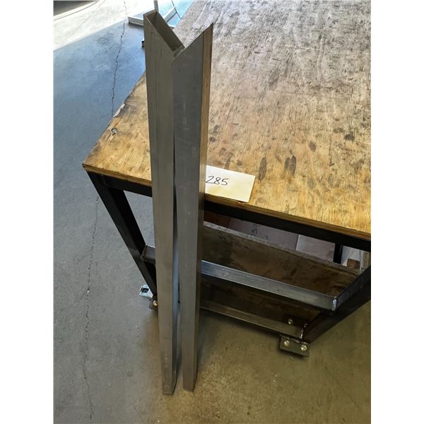 TUBE CARRÉ ALU = 1 1/2 X 46 X ,100 MUR (LOT DE 2)