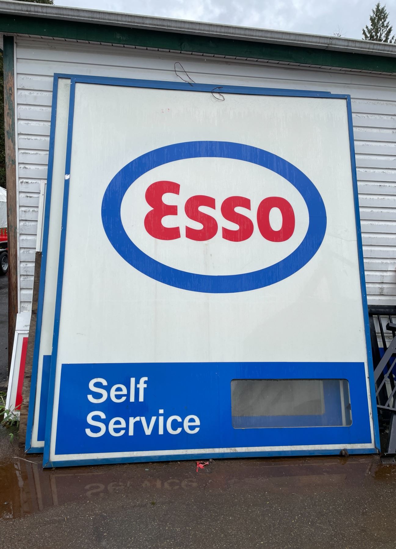 Large group of assorted Vintage Esso Signs - approx. 8 large pcs ...