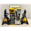 Image 1 : Group of 2 NEW BlackJack ratcheting jack stands - 3 Ton Capacity (1 in box)