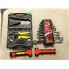 Image 1 : Group of assorted tool sets - includes NEW Husky 10-pc combination wrench set / Kriture car hammer e