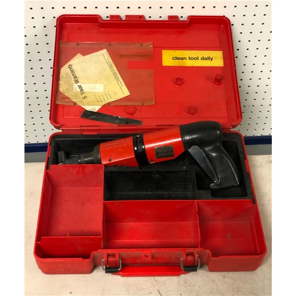 Hilti DX400B Powder Actuated tool w/ Case