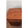 Image 3 : Pine Night Table