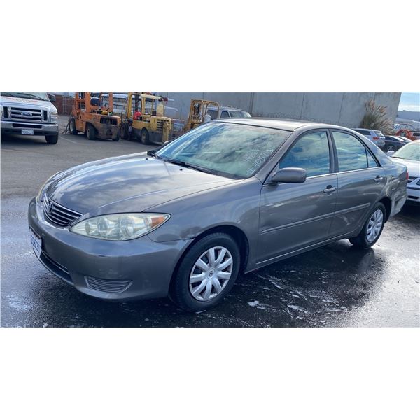 2006 Toyota Camry Standard