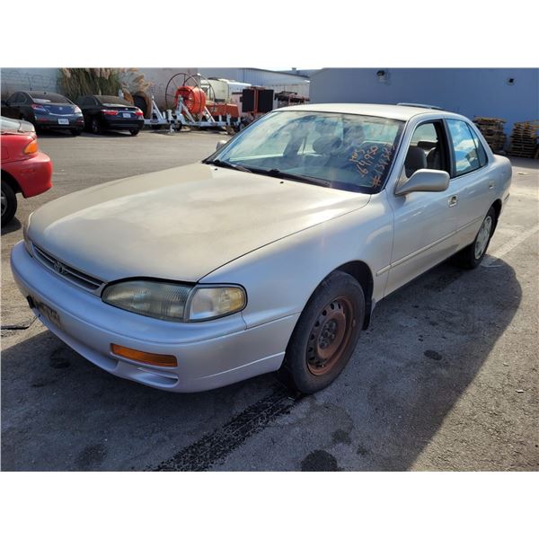 1996 Toyota Camry LE V6